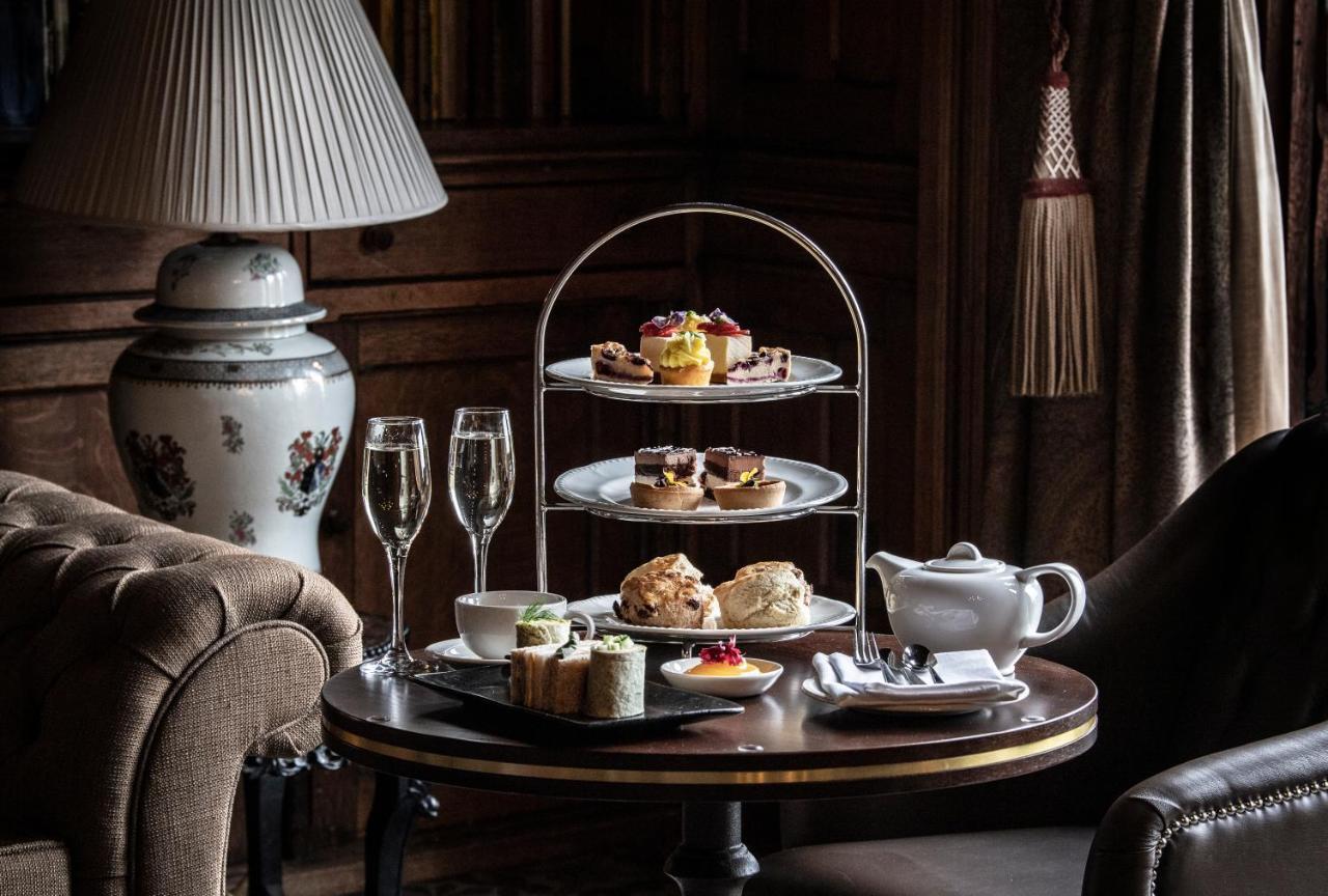 Nutfield Priory Hotel & Spa Redhill  Eksteriør billede
