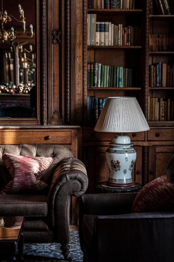 Nutfield Priory Hotel & Spa Redhill  Eksteriør billede