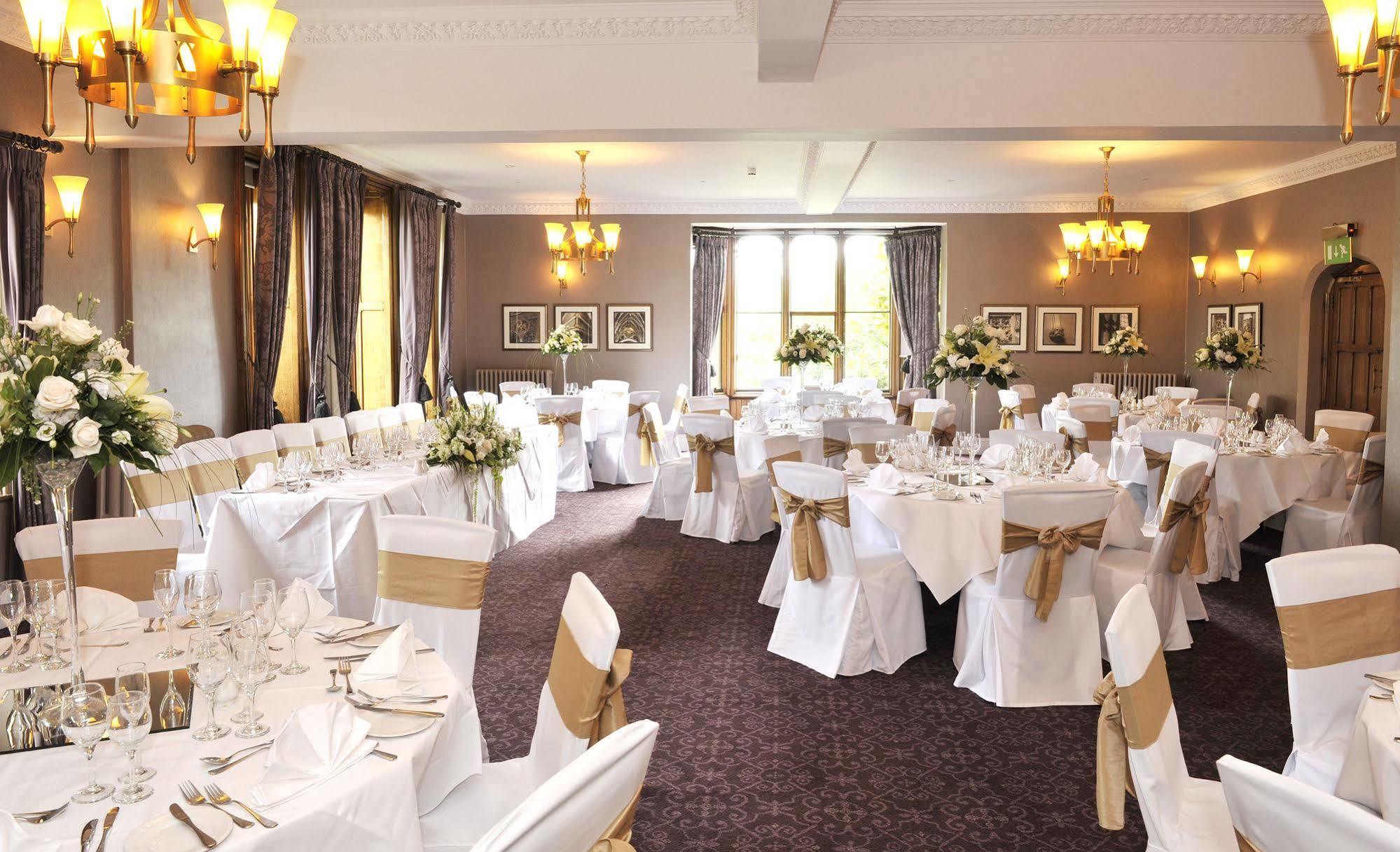 Nutfield Priory Hotel & Spa Redhill  Eksteriør billede