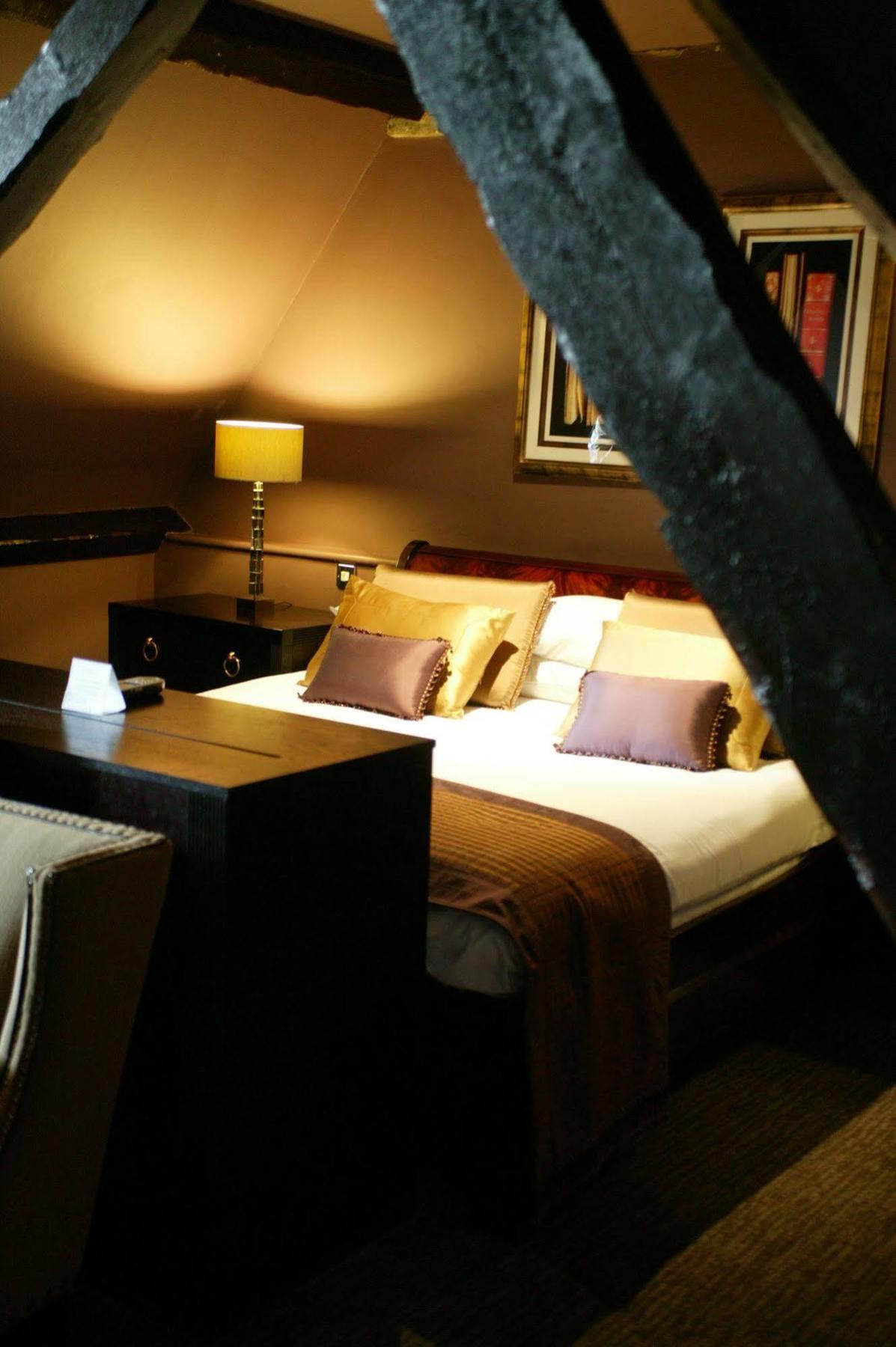 Nutfield Priory Hotel & Spa Redhill  Eksteriør billede