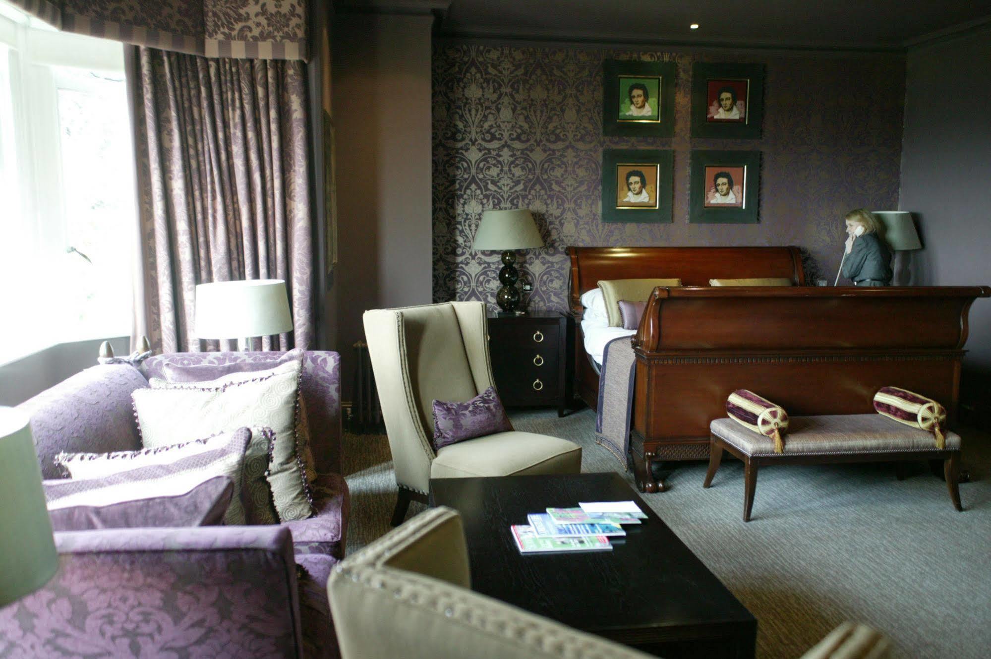 Nutfield Priory Hotel & Spa Redhill  Eksteriør billede