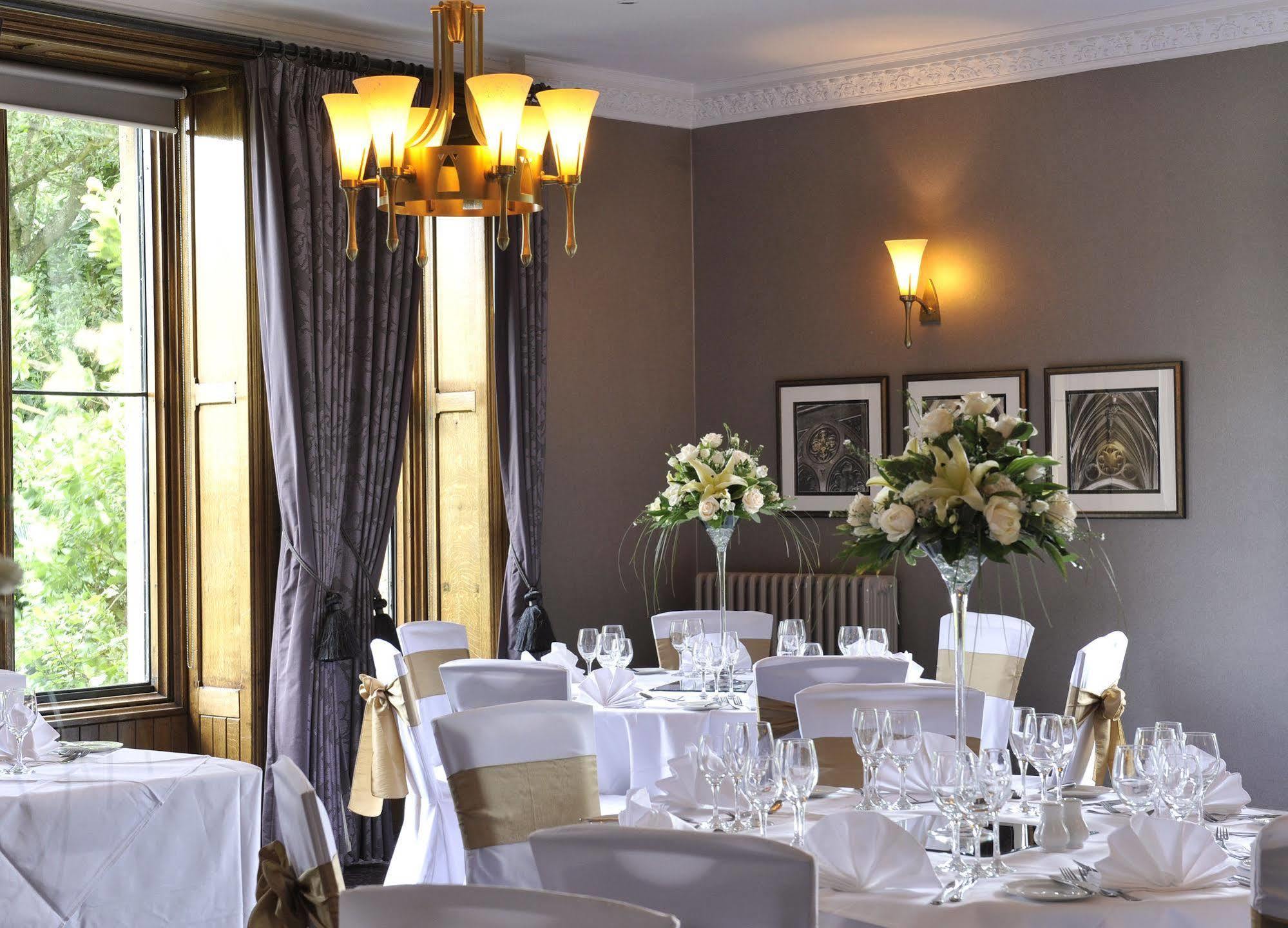 Nutfield Priory Hotel & Spa Redhill  Eksteriør billede